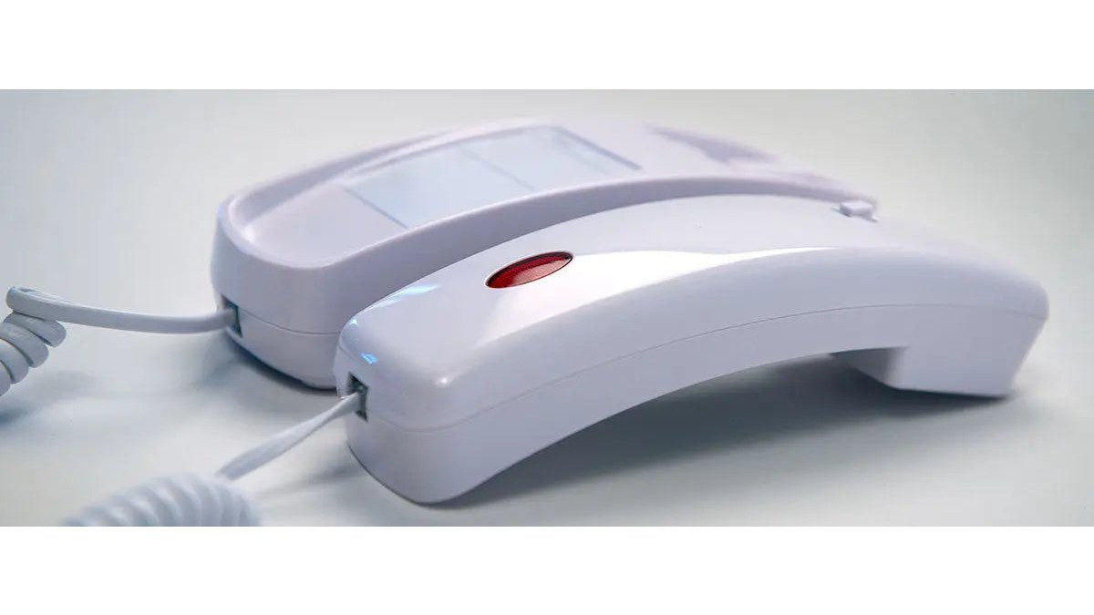 How to Improve Phone Clarity for Hearing Impaired